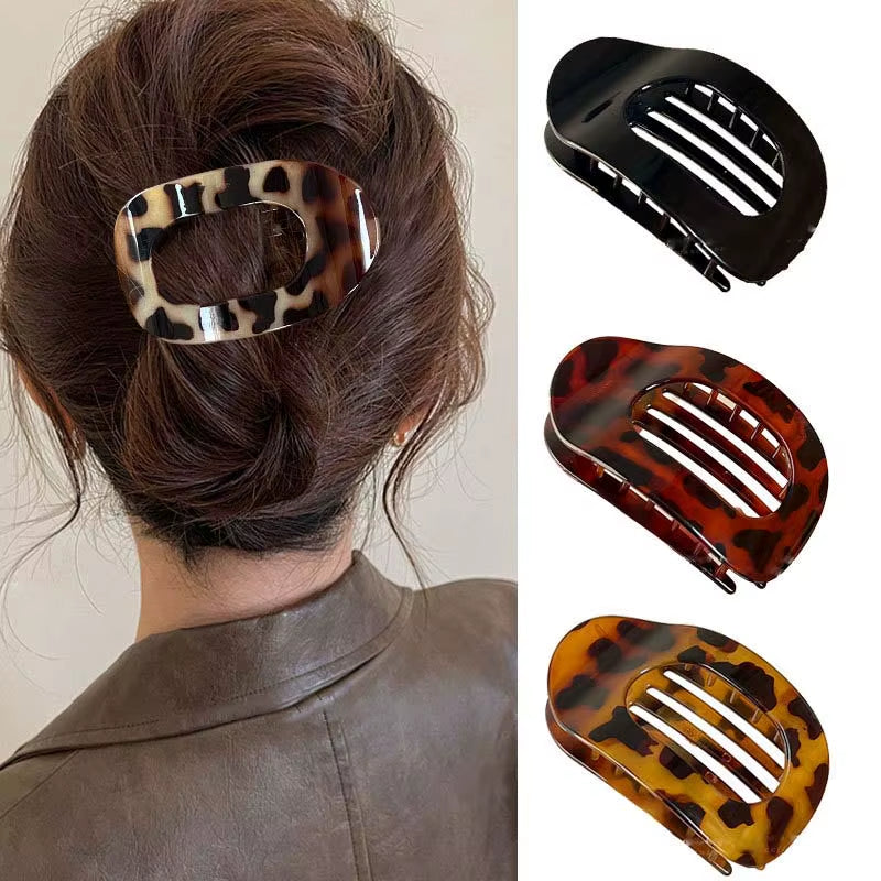 Fashion Oval Hair Claw Clip for Women New Design Leopard Matte Curved Flat Styling Barrettes Acrylic Lying down Hair Accessories